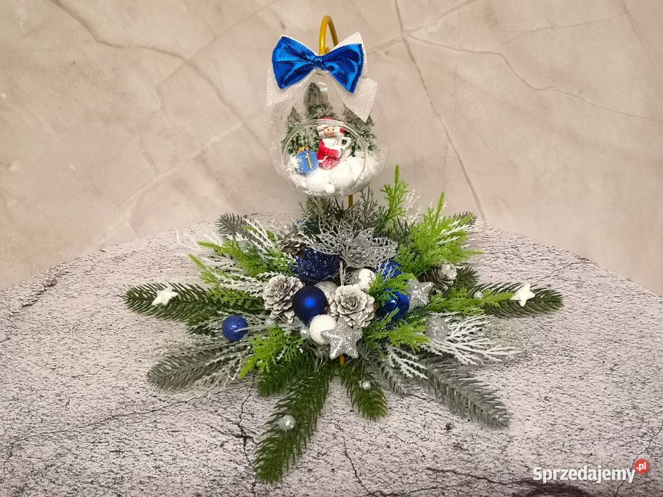 Stroik świąteczny wisząca szklana kula igliwiem Kielce