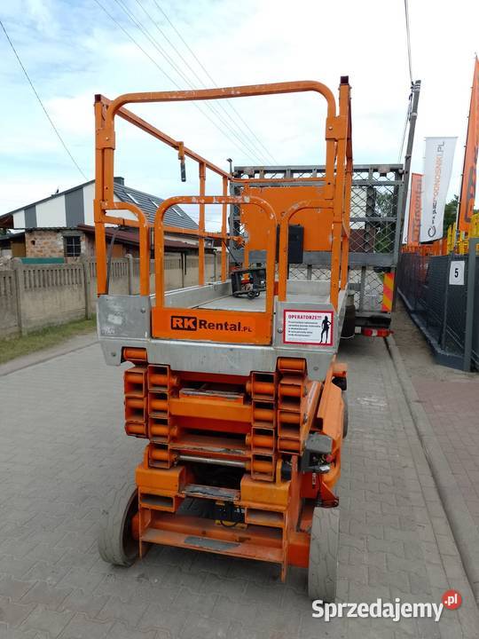 Sprzedam podnośnik nożycowy JLG 2646ES 2006