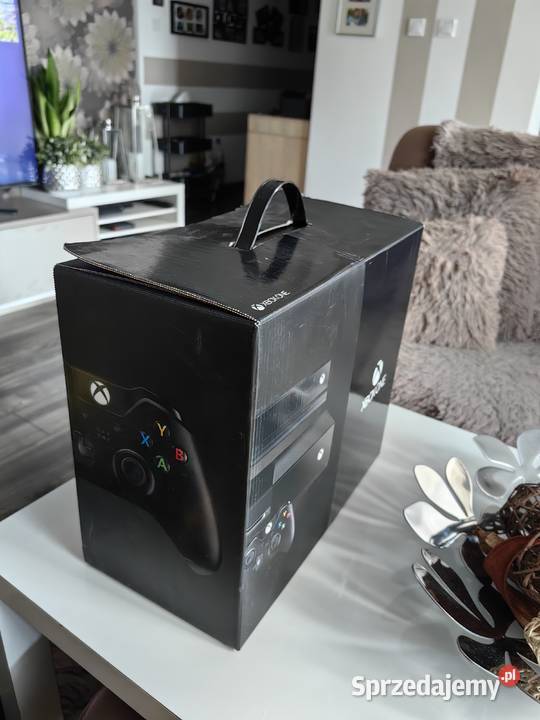 Xbox One day one edition Starachowice sprzedam