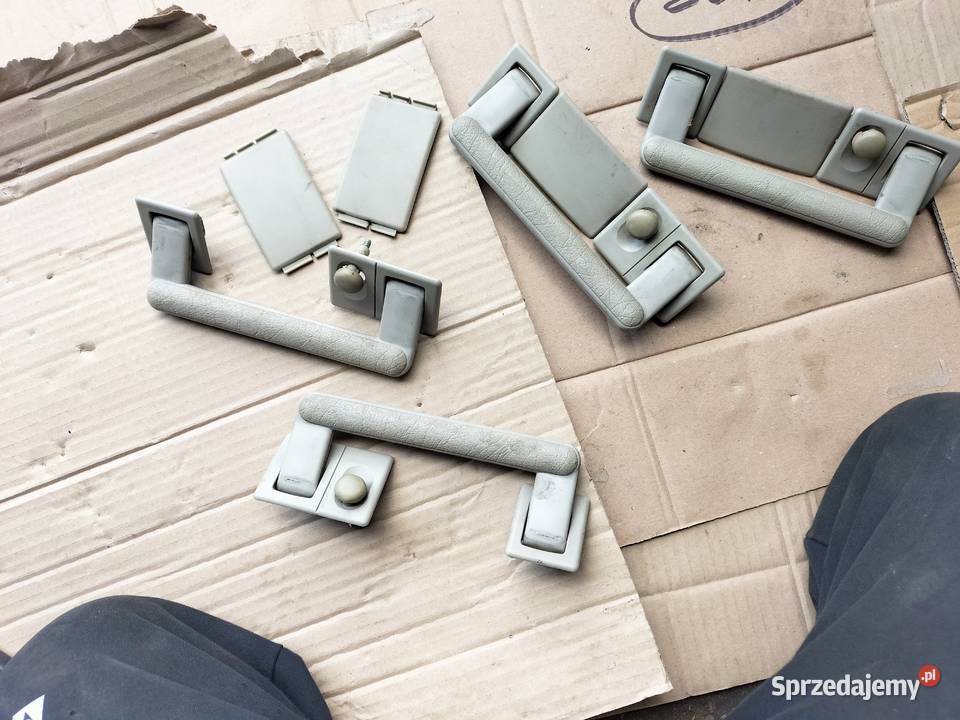 AUDI 80B3 80 B3 USA UCHWYT RĄCZKA PODSUFITKI Kamień-Kolonia