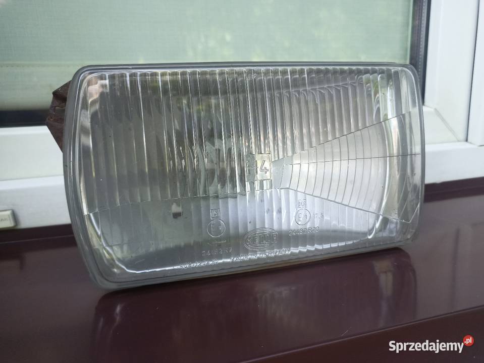 VW Passat B1 lampa przednia prawa reflektor Sieradz sprzedam