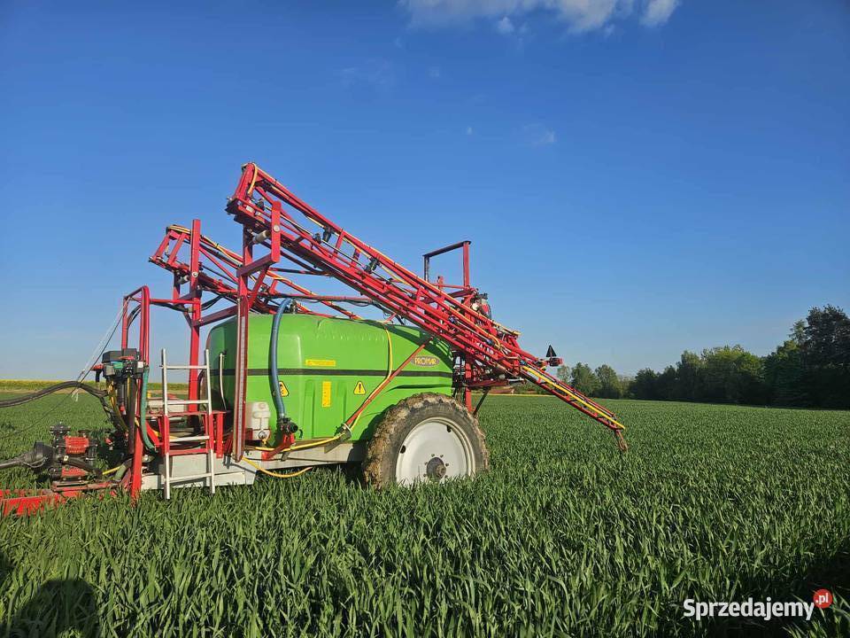 Opryskiwacz polowy ciągany Olszanka