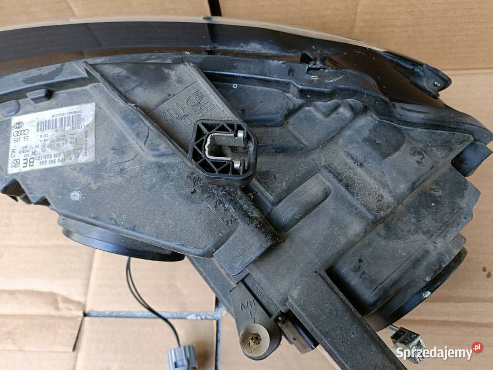 AUDI A3 LIFT 8P0 BIXENON LED LAMPA PRAWA PRZÓD Drezdenko