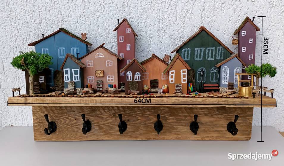 Drewniany wieszak handmade na ubrania z Elbląg