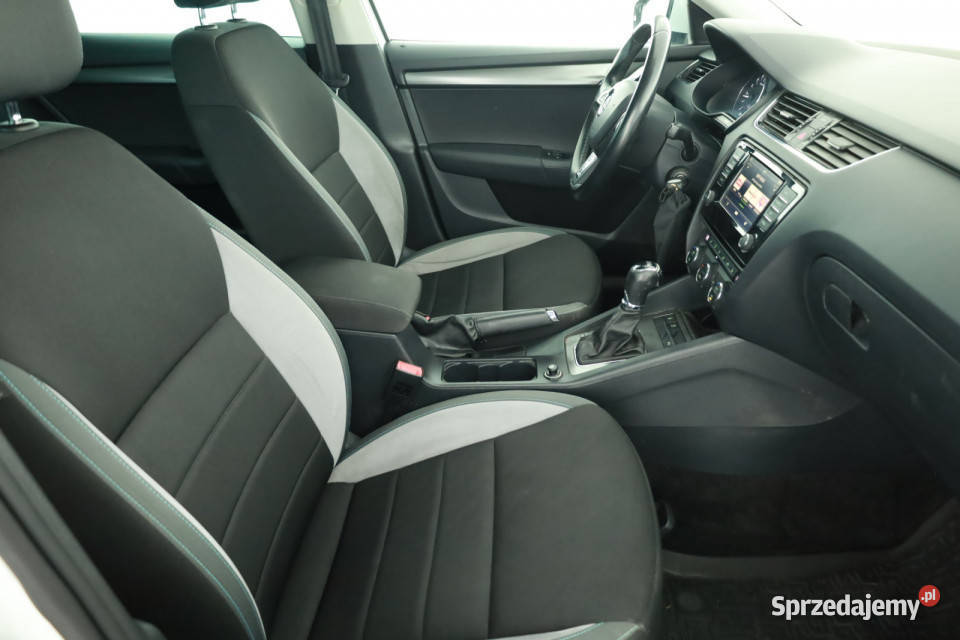 Skoda Octavia 20 TDI światła przeciwmgielne Piaseczno