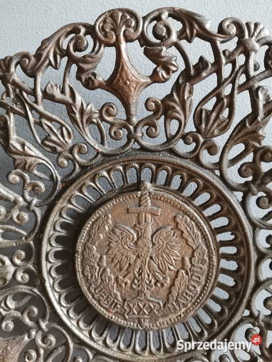 Stary żeliwny ażurowy talerz medal XXX LAT W