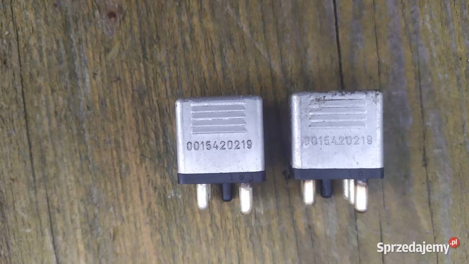 Przekaznik MercedesBenz OE 0015420219 wyposażenie elektryczne