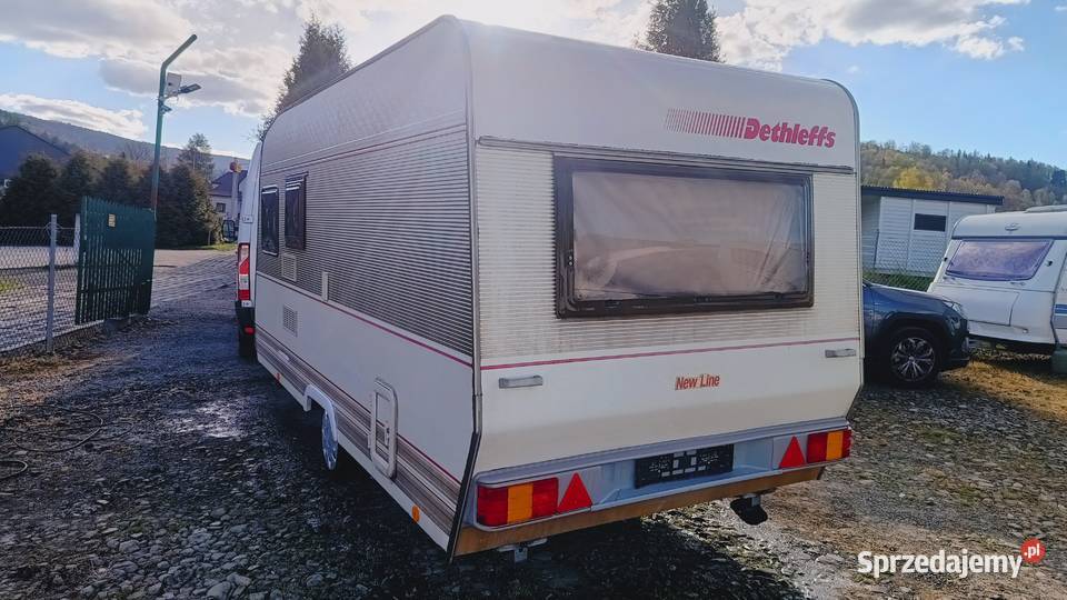 przyczepa kempingowa łóżka piętrowe campingowa Motoryzacja śląskie Międzybrodzie Bialskie