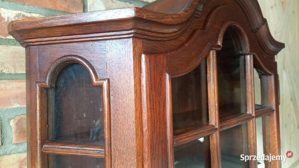 Witryna wisząca drewniana z półkami Szafka