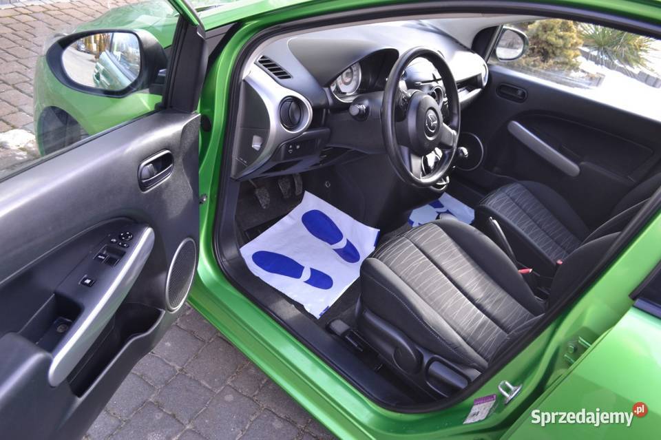 Mazda2 13B Sprowadzony opłacony super stan manualna świętokrzyskie Nowa Słupia