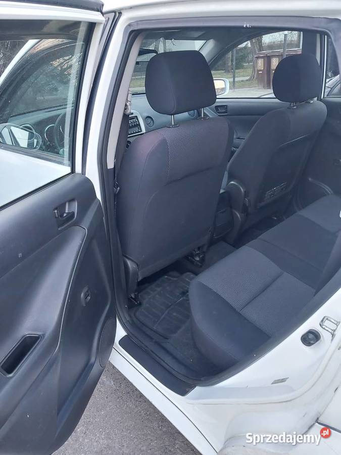 Pontiac VibeToyota matrix Toyota Verso biały sprzedam