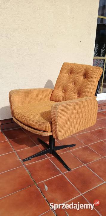 Fotel PRL unikat kręcony krzesło metalowy Sulbiny
