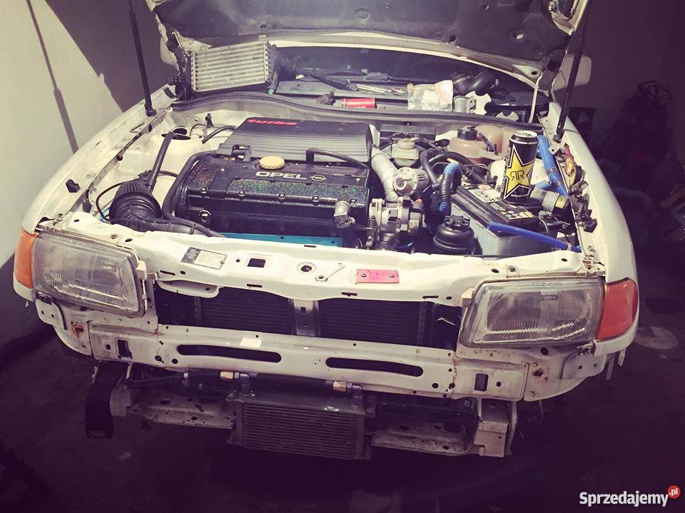 Opel CalibraAstra gsikadett Silnik C20let Cieszyn