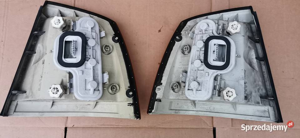 Lampy tylne L i P Opel Astra II G HB komplet Szczytno