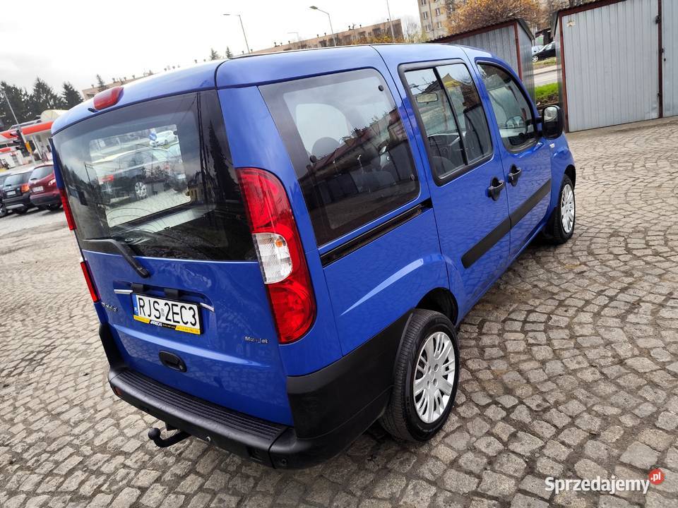 Fiat Doblo Lift 19Multijet 2009 Osobowe podkarpackie Jasło