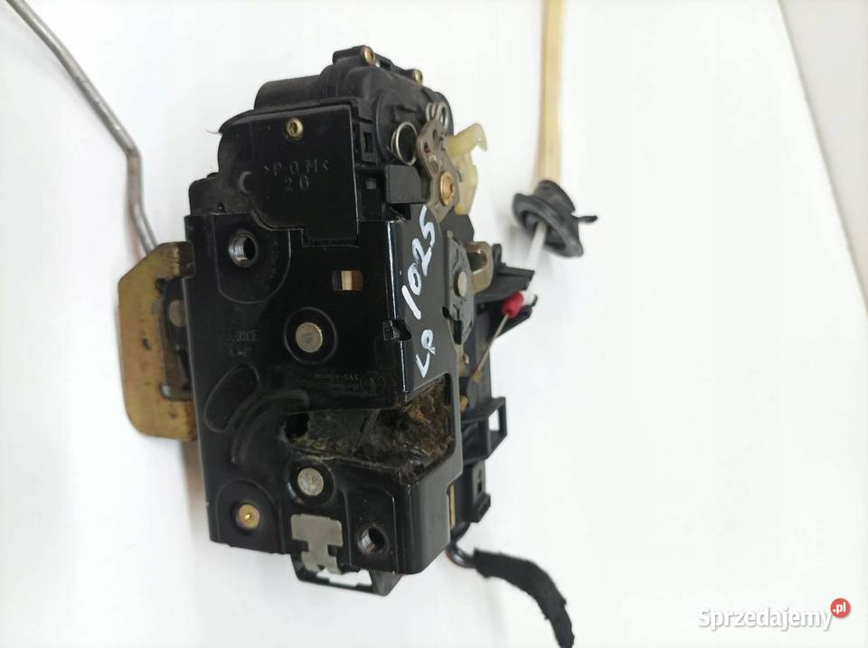 ZAMEK DRZWI LEWY PRZÓD 8Z1837015D Audi A2 I