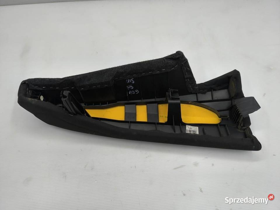 BOCZEK ZAKOŃCZENIE KANAPY TYŁ OPEL INSIGNIA A osobowe wielkopolskie