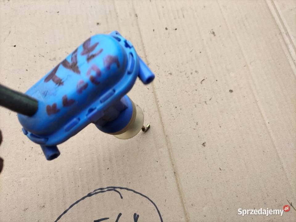 Audi 80 B4 80B4 893862153D Siłownik zamka tylnej osobowe Kamień-Kolonia