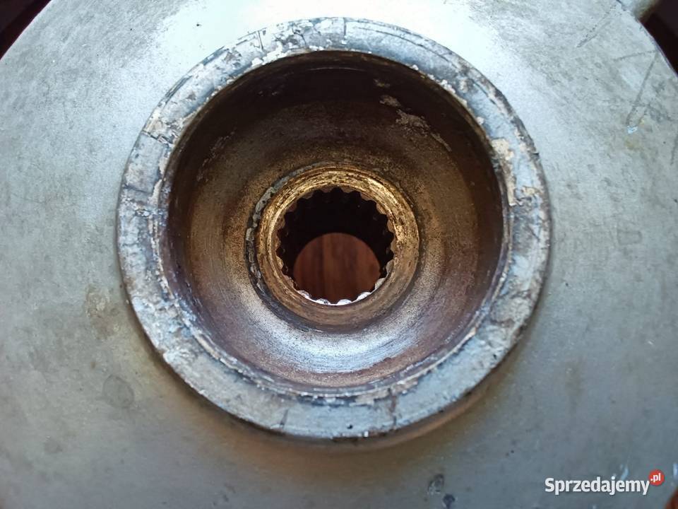 Koło 13070 R12 tylne 1PE40QMB 2T Gdynia