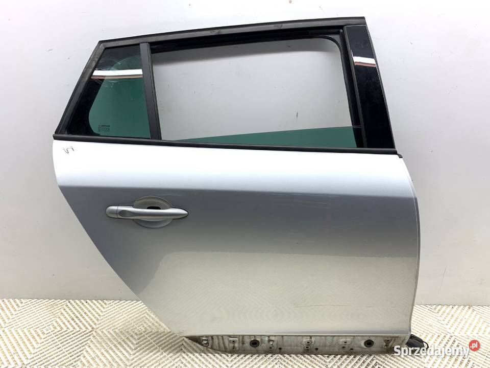 DRZWI PRAWY TYŁ RENAULT MEGANE III Kombi Drzwi