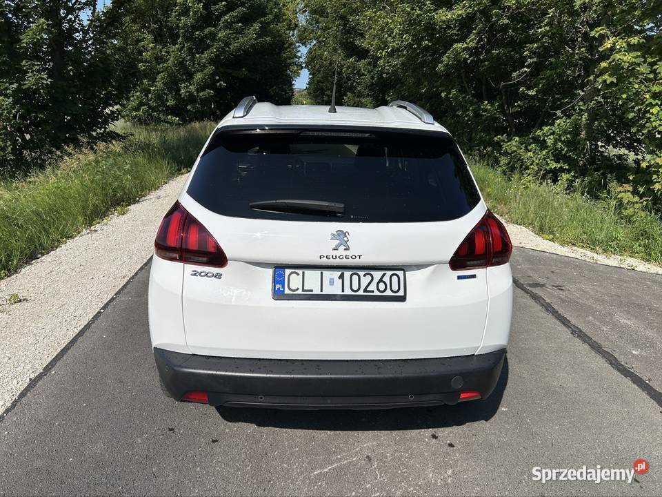 Peugeot 2008 12 Pure Tech Style nawigacja