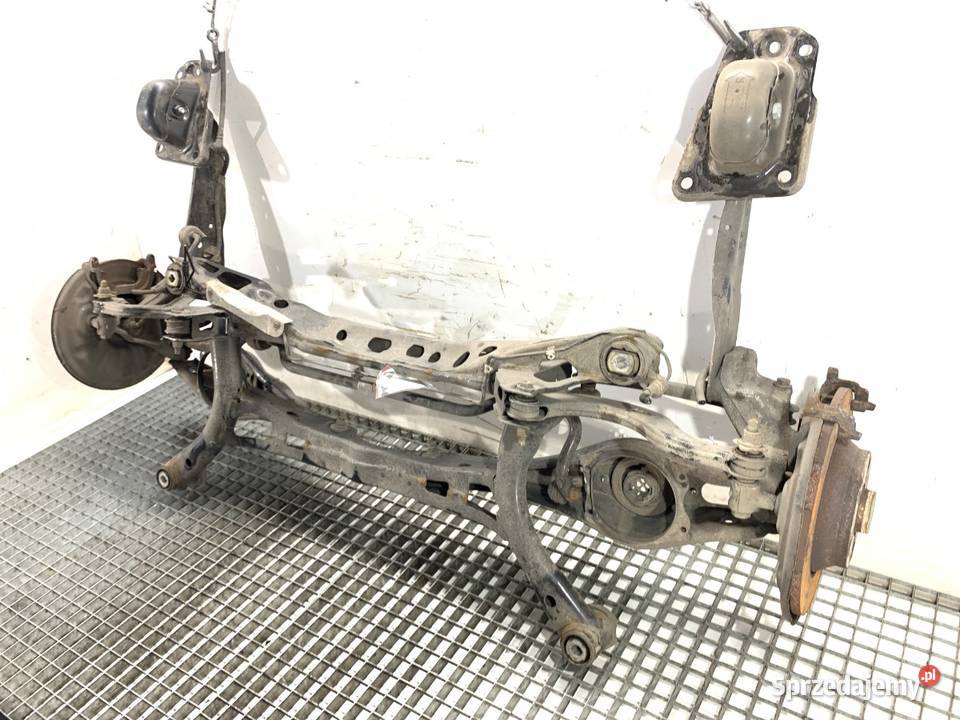 BELKA TYŁ VW PASSAT B8 Kombi TYLNA ZAWIESZENIA