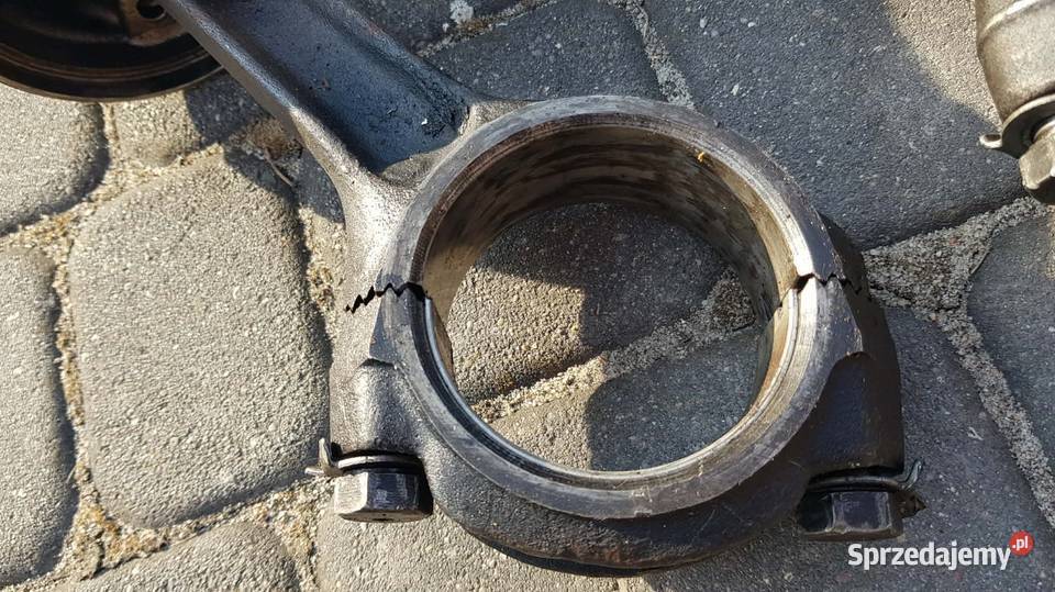 Korbowód z tłokiem Ursus c330 sprzedam