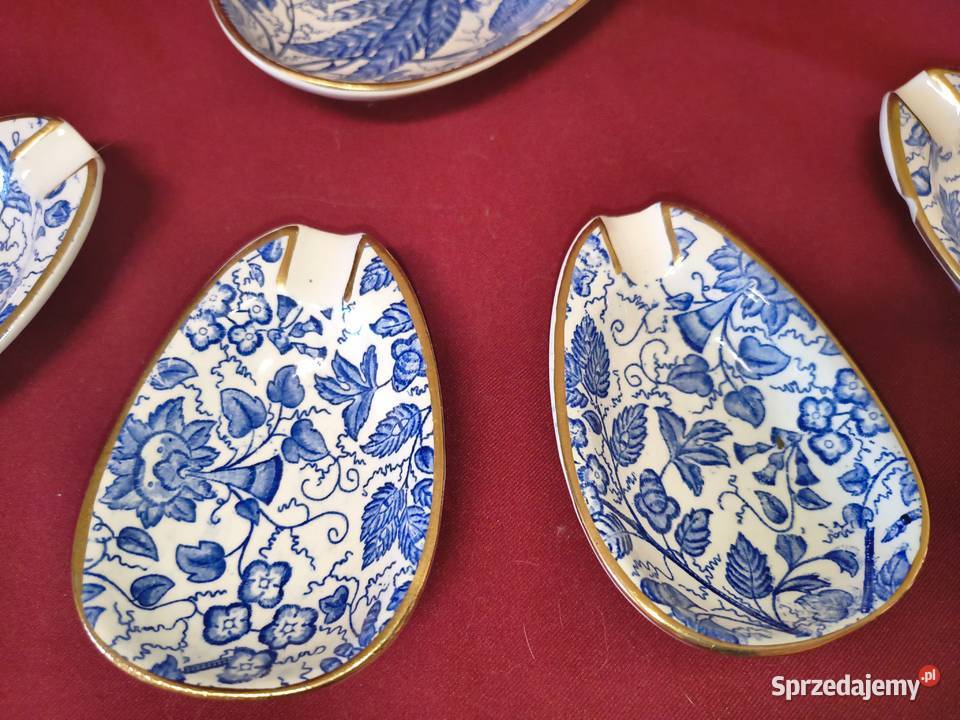 Zestaw porcelanowych spodeczków liście Porcelana i szkło łódzkie Chorzew
