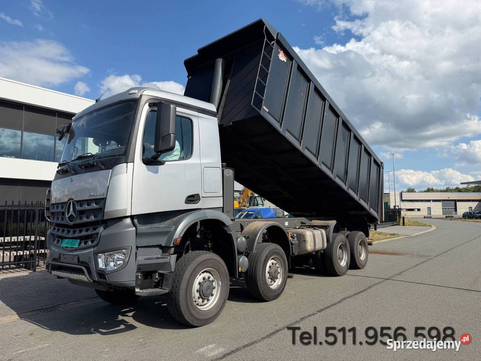 Wywrotka 8x8 Mercedes Warszawa