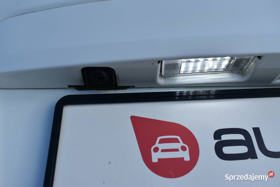 16 D NAWIGACJA KAMERA KLIMATRONIK TEMPOMAT wspomaganie kierownicy Moczyłki