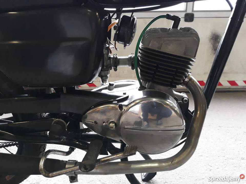 Sprzedam WSK 125 odnowieniu turystyczny