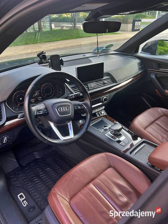 Audi Q5 20 Benzyna TFSI Quattro 252 2020r Poznań