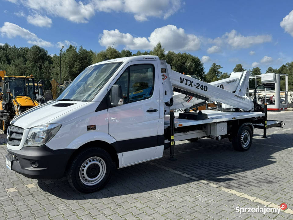 Mercedes Sprinter Zwyżka Podnośnik Koszowy Rok produkcji 2015 świętokrzyskie Widełki