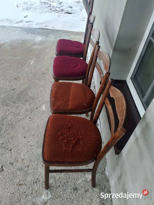 Krzesła drewniane