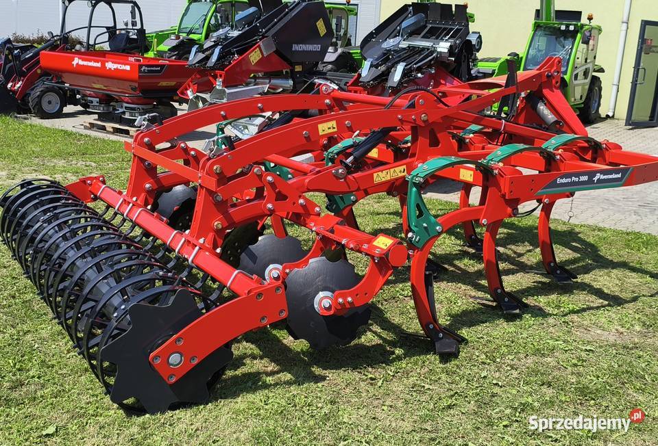 Kultywator ścierniskowy Enduro Pro 30m sprzedam