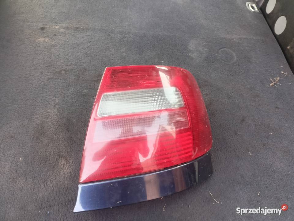 Lampa Tył Prawa Audi A4 B5 a23 osobowe Myszków