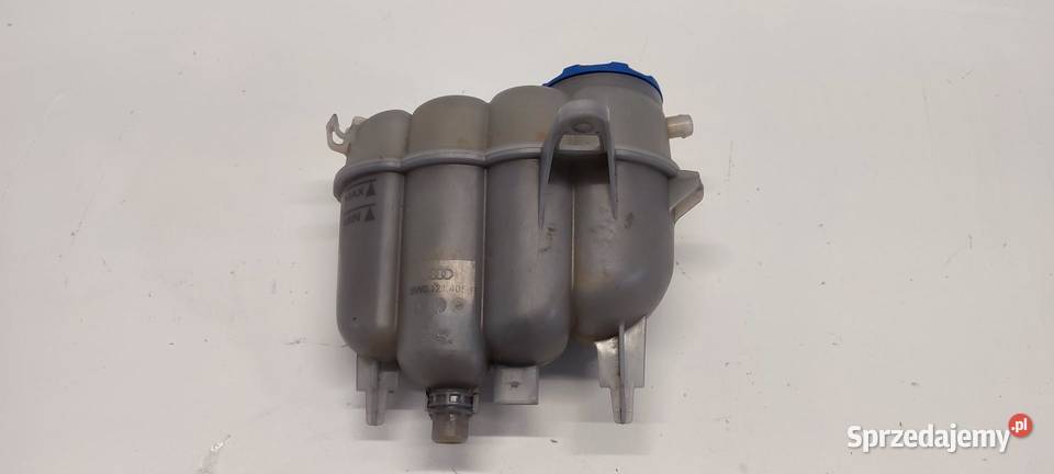 AUDI A4 B9 ZBIORNICZEK WYRÓWNAWCZY 8W0121405E osobowe Części samochodowe