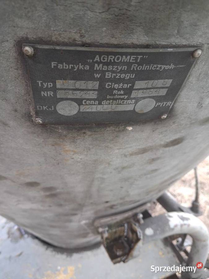 Rozsiewacz nawozu lejek Czarnocin