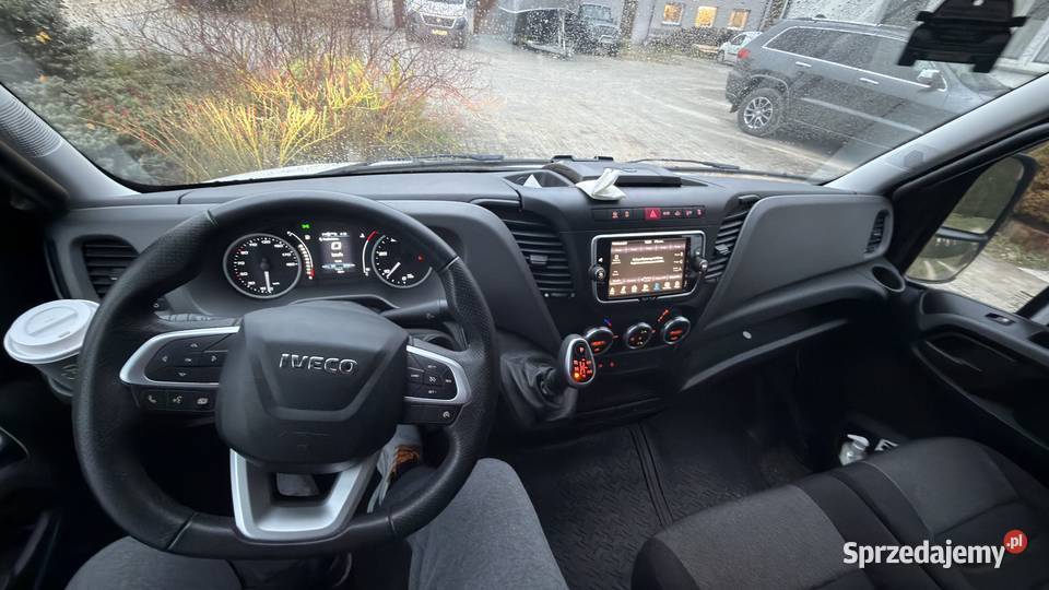 Iveco Daily 35s18 30180 16m3 HiMatic pneumatyka drzwi odsuwane