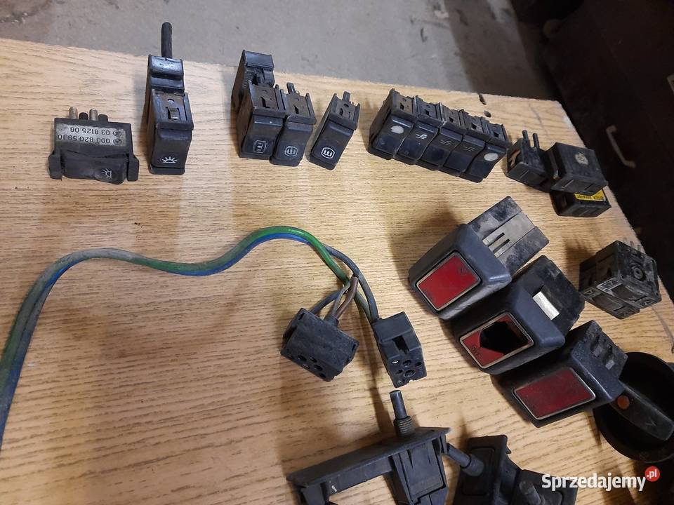Włącznik przelacznik mercedes w123 osobowe Gorzów Wielkopolski