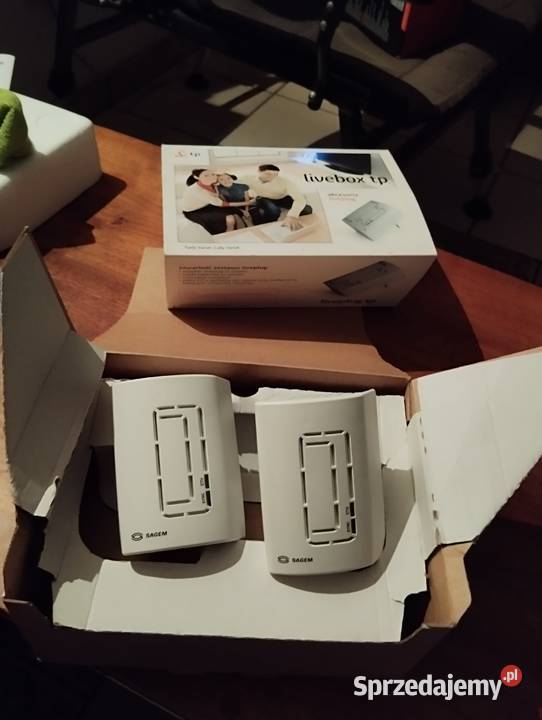 Sprzedam to Livebox tp akcesoria liveplug Tuczempy