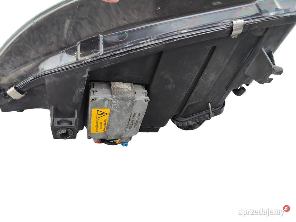 Reflektory Audi A6 C5 przed lift XENON HELLA d2s Oświetlenie sprzedam