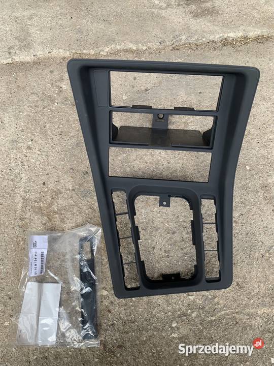 Oryginalna pokrywa konsoli środkowej BMW e31