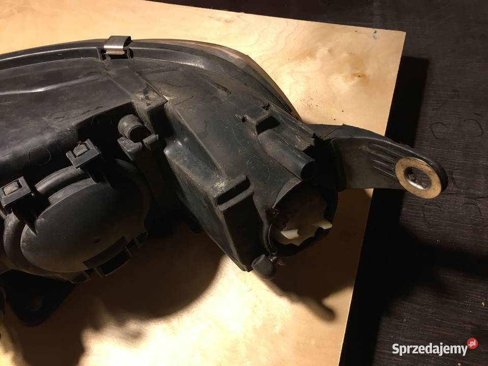 Reflektor lewy przód Peugeot 406 Lift Części Szczecinek