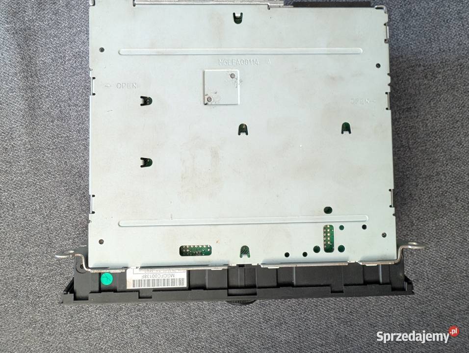 Radio concert audi a4 b8 Łódź