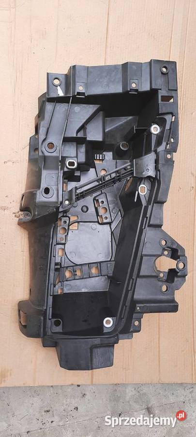 Obudowa Mocowanie Lampy VOLVO FH Lewa Staszów sprzedam