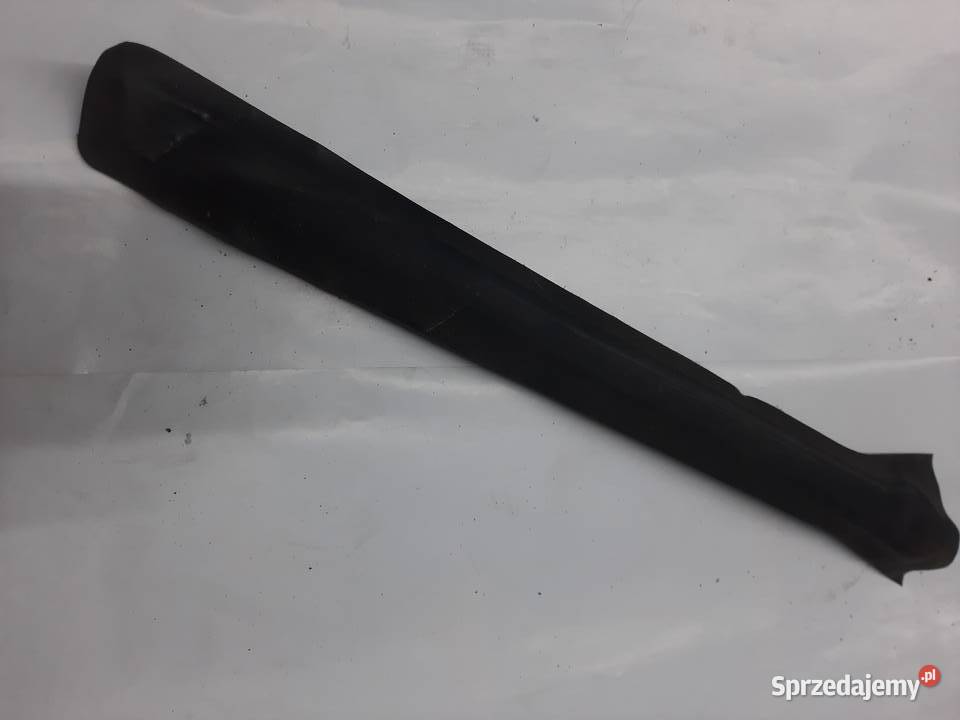 Opel Astra H lewa uszczelka osłona słupka osobowe