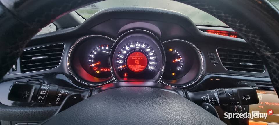 Kia Ceed 16 2013 Automat MP3