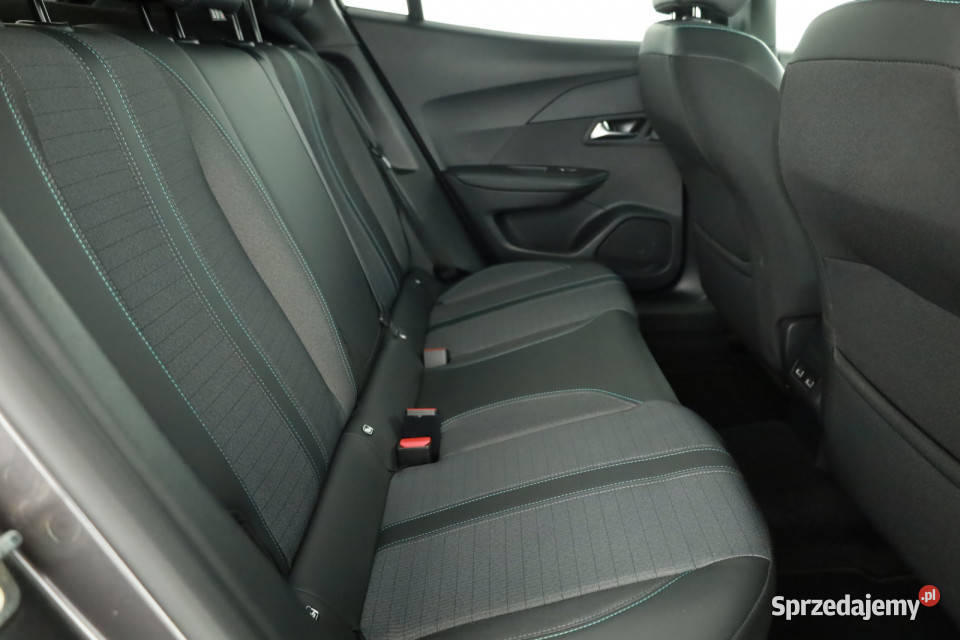 Peugeot 2008 12 PureTech 2008 Piaseczno