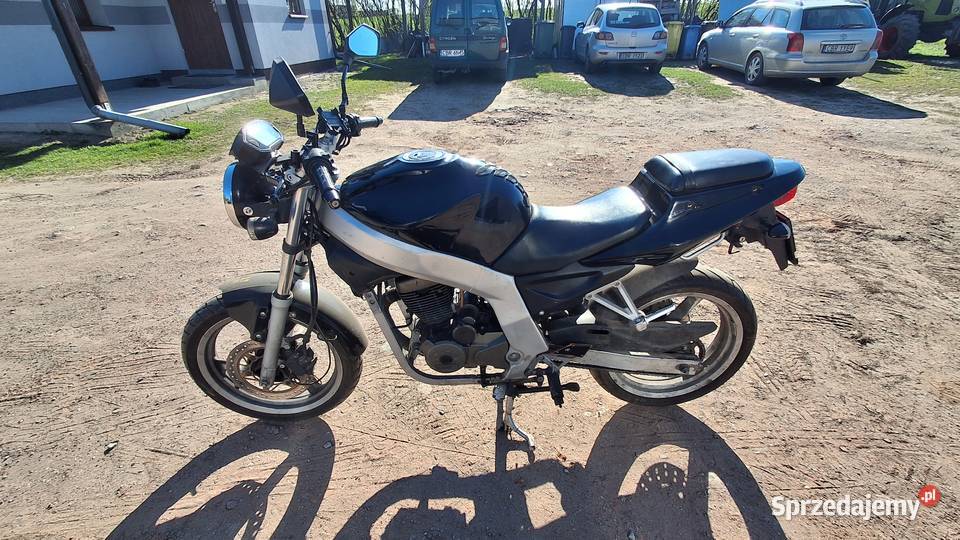 Daelim Roadwin VJ 2004r 125 naked Motocykle, skutery, quady kujawsko-pomorskie Płowęż